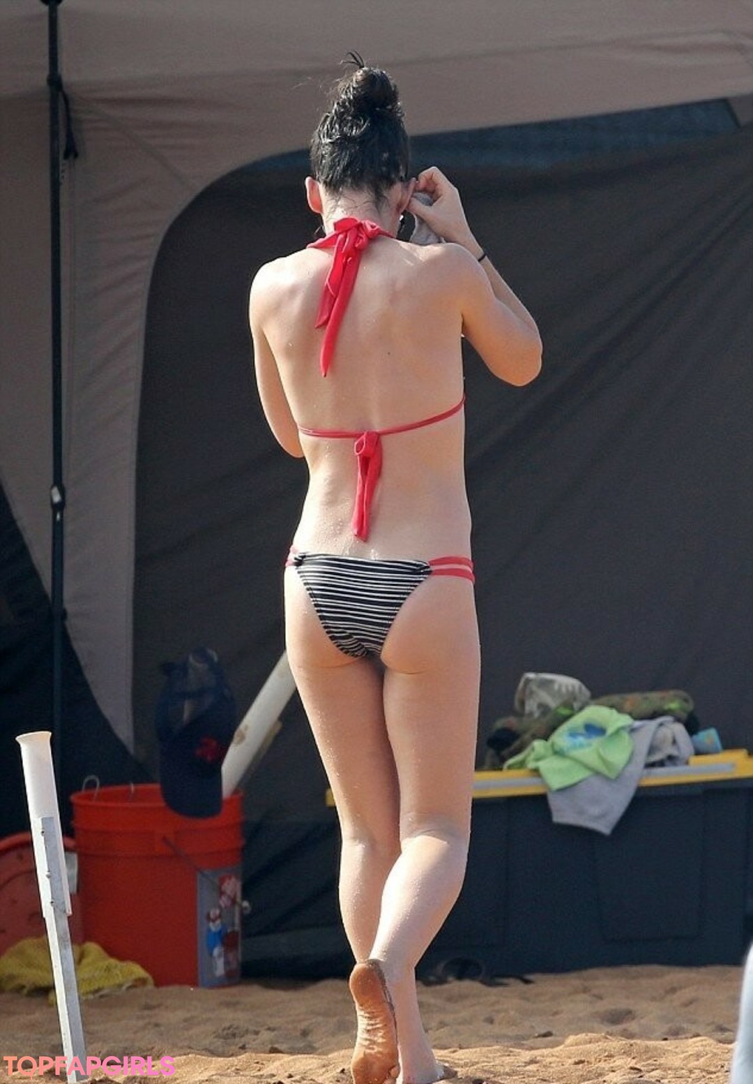 Foto di nudo di fuga di OnlyFans di Evangeline Lilly #88 Foto di nudo di fuga di OnlyFans di Evangeline Lilly #88