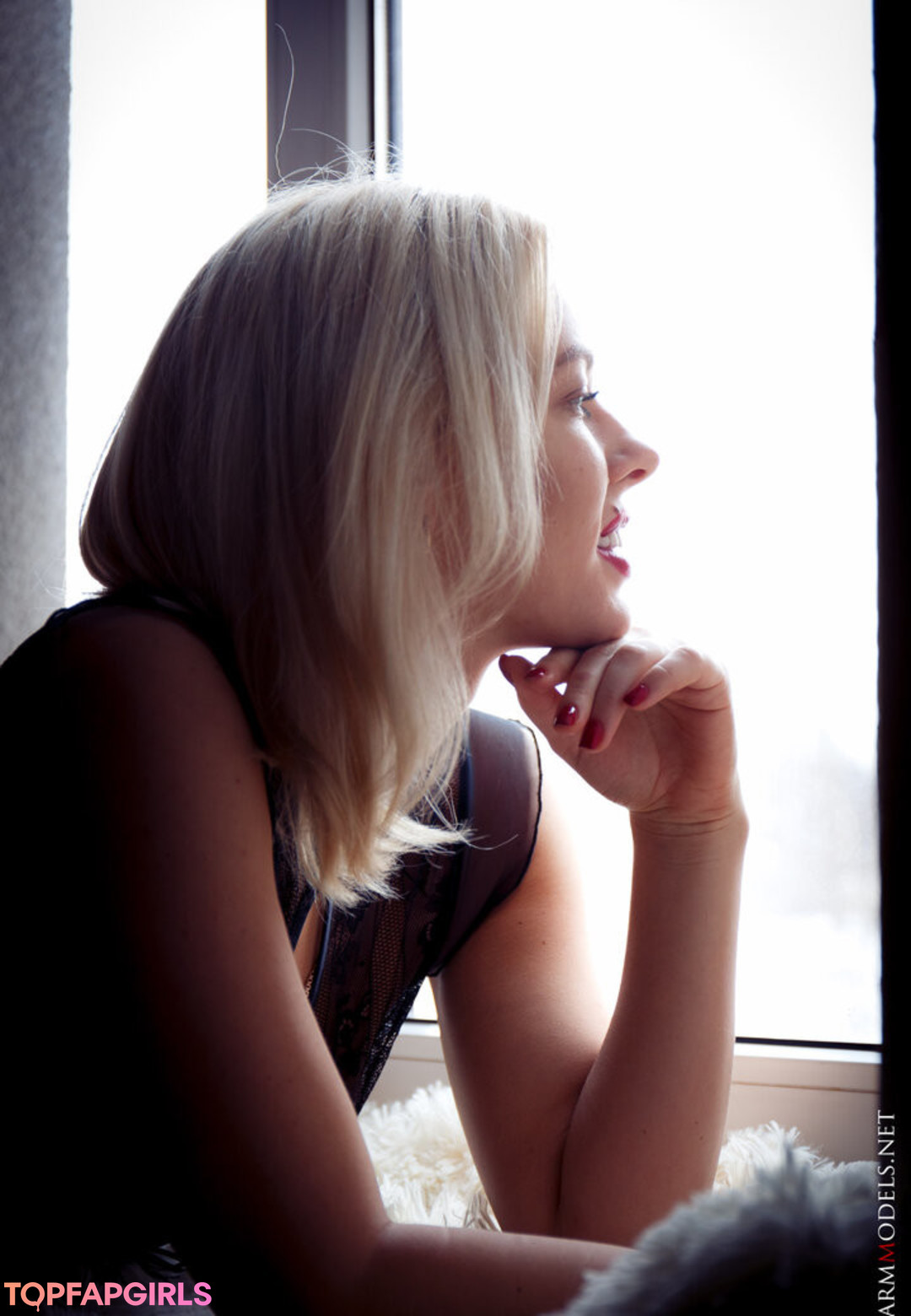 Foto di nudo di fuga di OnlyFans di Charmmodels #1342