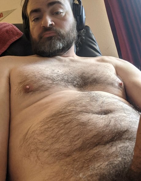Foto di nudo di fuga di OnlyFans di Hairhound