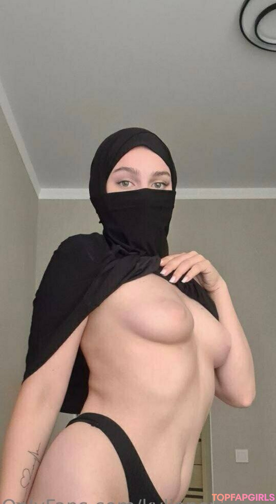 Foto di nudo di fuga di OnlyFans di Kylienextdoor69 #536 Foto di nudo di fuga di OnlyFans di Kylienextdoor69 #536
