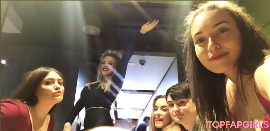 Foto di nudo di fuga di OnlyFans di Amber Rose Brightman #89 Foto di nudo di fuga di OnlyFans di Amber Rose Brightman #89