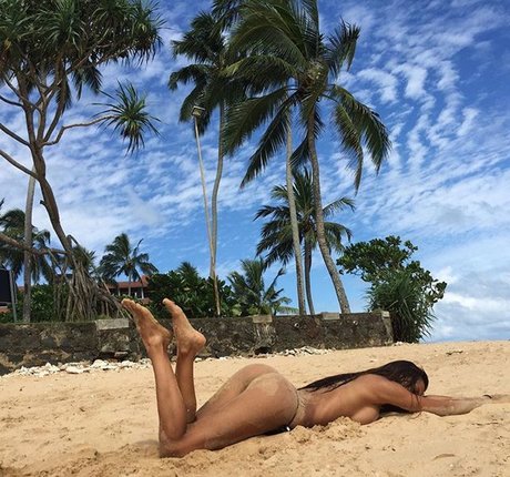 Foto di nudo di fuga di OnlyFans di Viki Odintcova