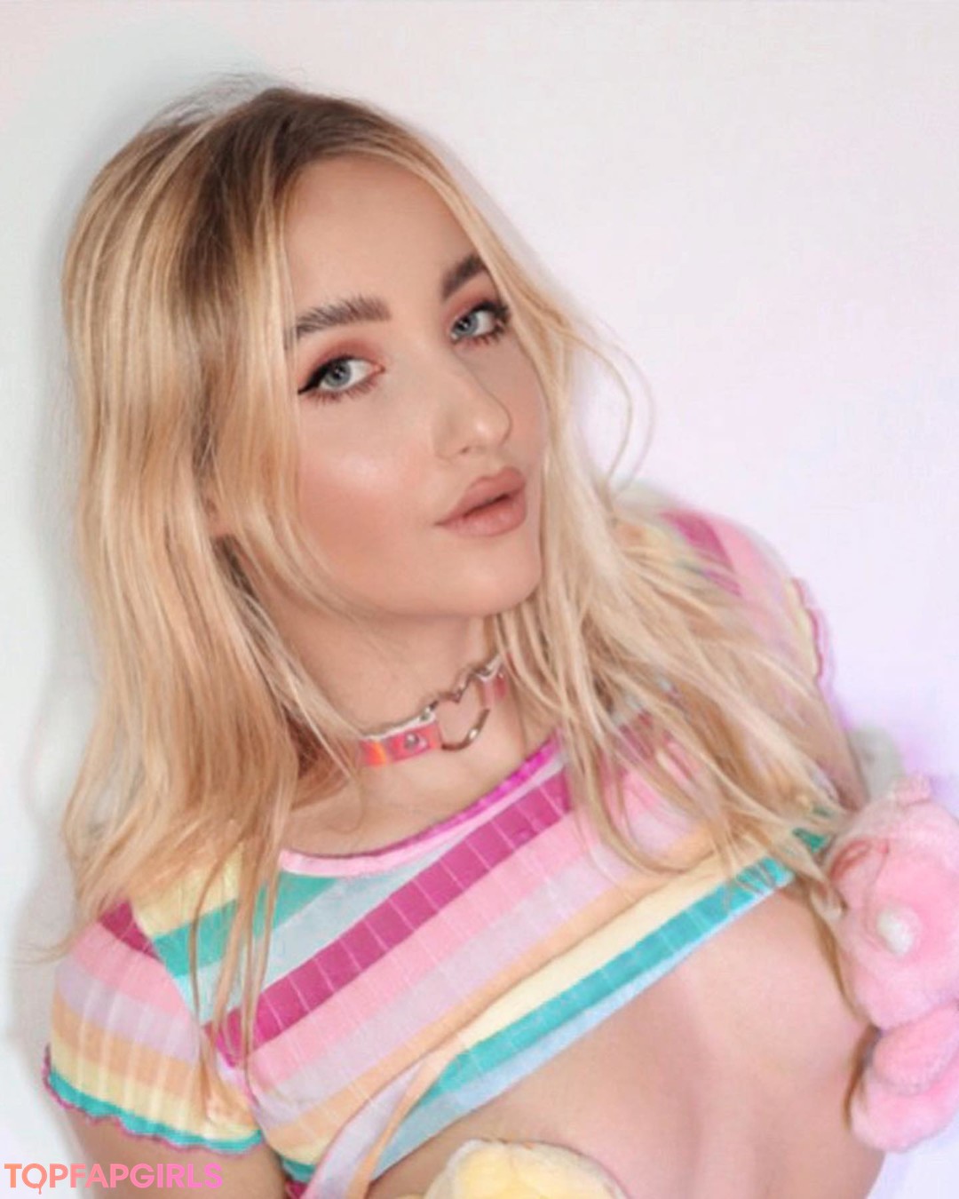 Foto di nudo di fuga di OnlyFans di Chloe Chevalier #250 Foto di nudo di fuga di OnlyFans di Chloe Chevalier #250