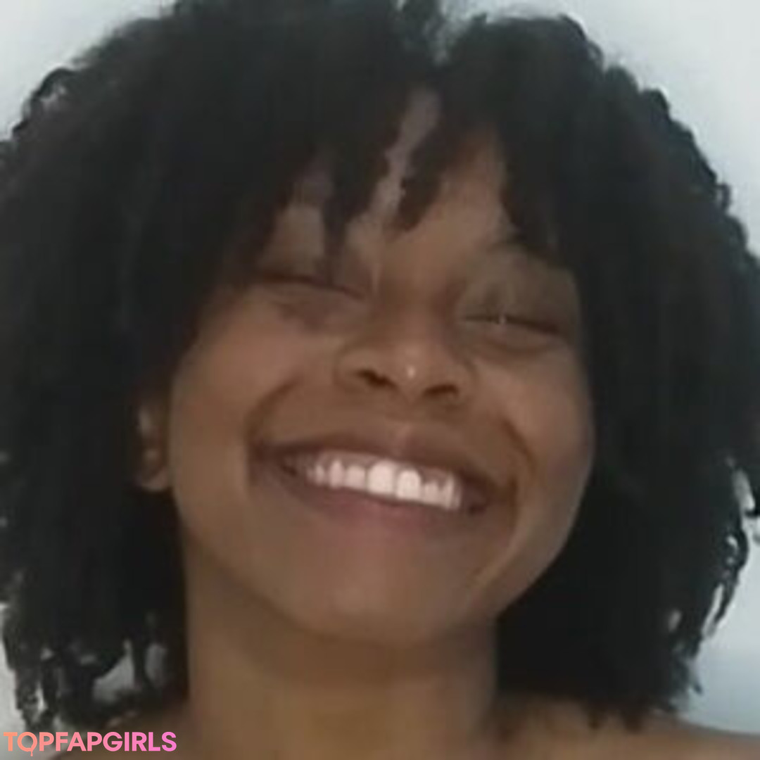 Foto di nudo di fuga di OnlyFans di Danizinha #4 Foto di nudo di fuga di OnlyFans di Danizinha #4