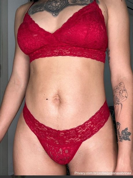 Foto di nudo di fuga di OnlyFans di Polianasabrinaa