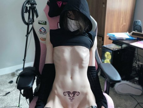 Foto di nudo di fuga di OnlyFans di Catboiaoi