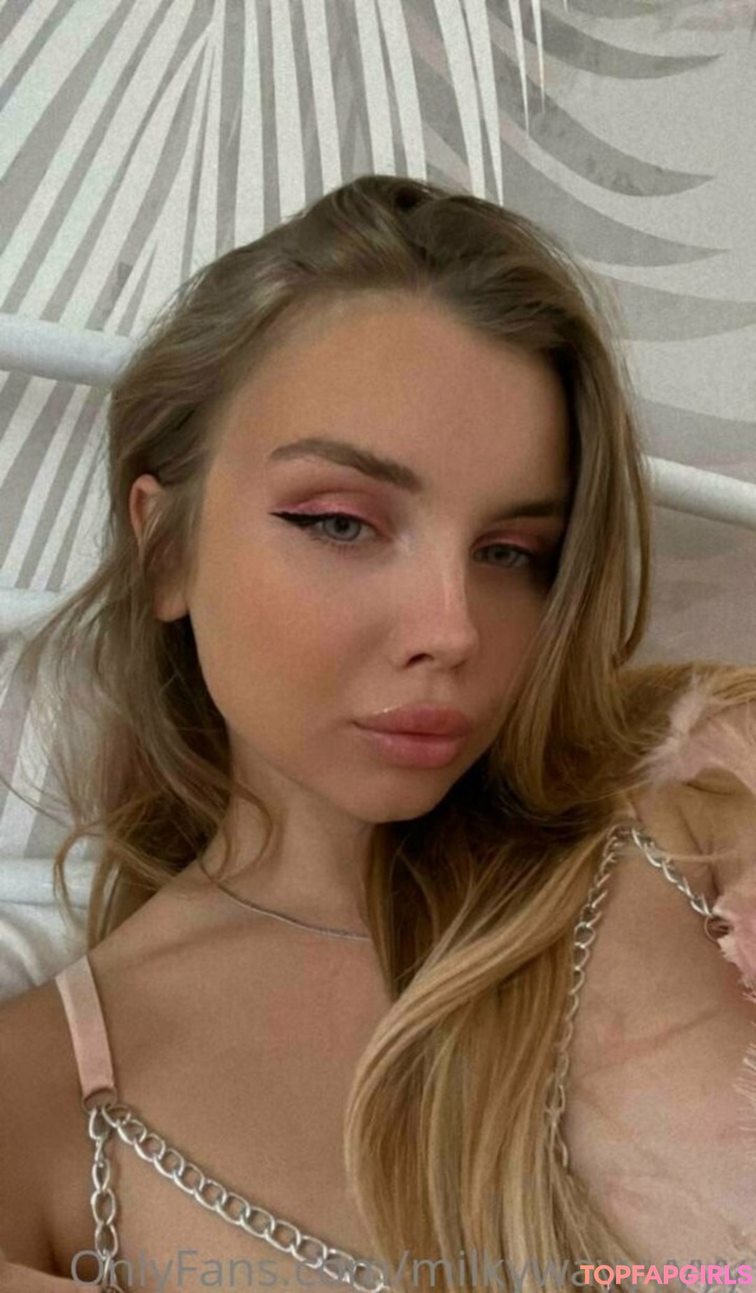 Foto di nudo di fuga di OnlyFans di Tiiiiitsqueen #95 Foto di nudo di fuga di OnlyFans di Tiiiiitsqueen #95