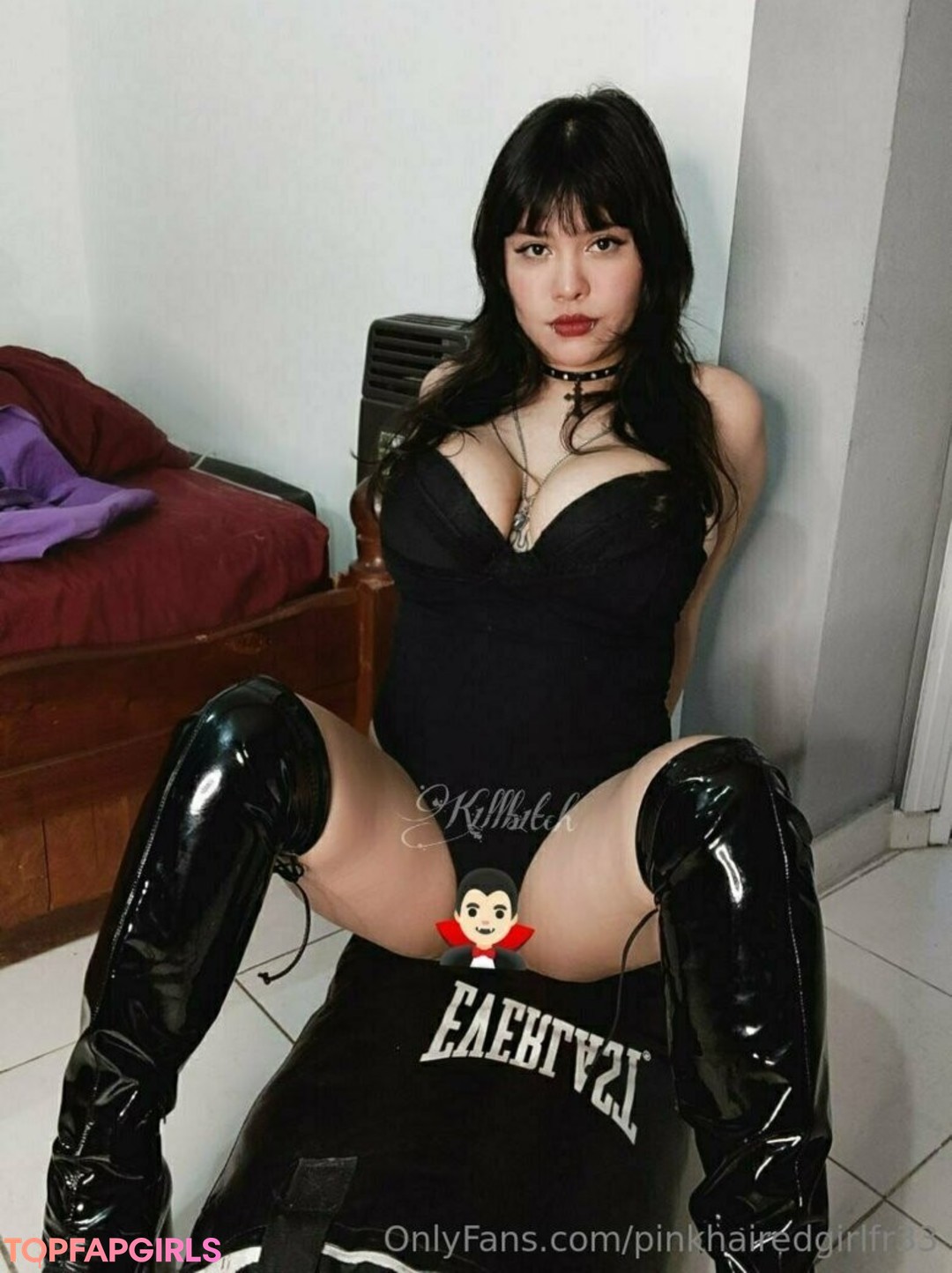 Foto di nudo di fuga di OnlyFans di Pinkhairedgirlfr33 #271 Foto di nudo di fuga di OnlyFans di Pinkhairedgirlfr33 #271
