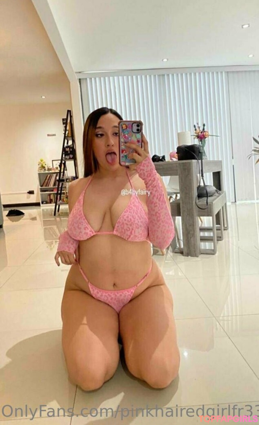 Foto di nudo di fuga di OnlyFans di Pinkhairedgirlfr33 #62 Foto di nudo di fuga di OnlyFans di Pinkhairedgirlfr33 #62