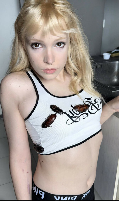 Foto di nudo di fuga di OnlyFans di Azuraromanov