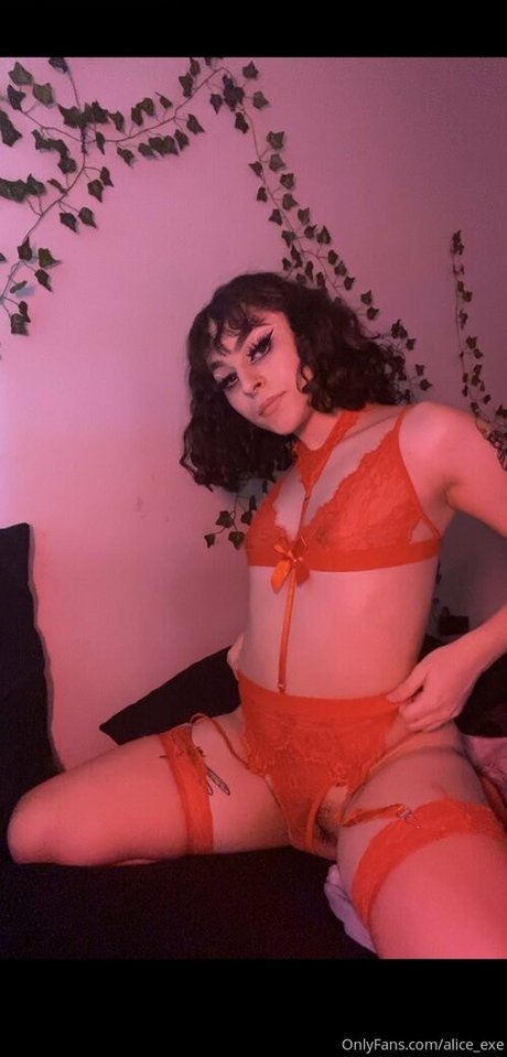 Foto di nudo di fuga di OnlyFans di Illiteracy4me