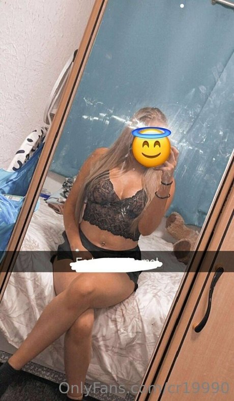 Foto di nudo di fuga di OnlyFans di Cr19990