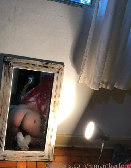 Foto di nudo di fuga di OnlyFans di Amber Ford