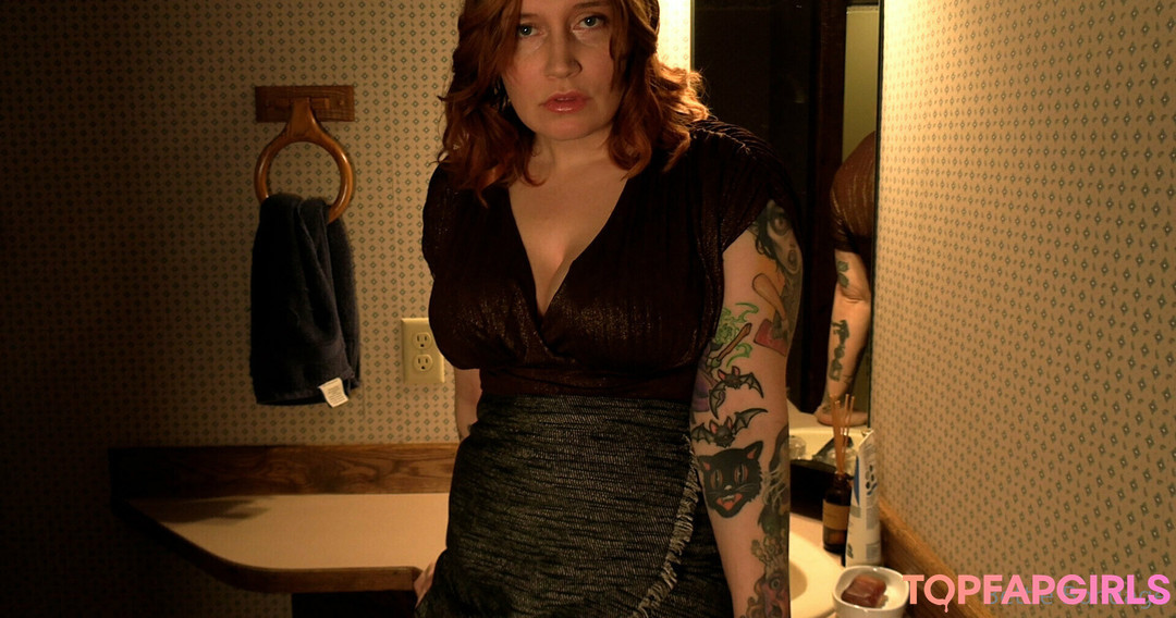 Foto di nudo di fuga di OnlyFans di Bettie Bondage #236 Foto di nudo di fuga di OnlyFans di Bettie Bondage #236