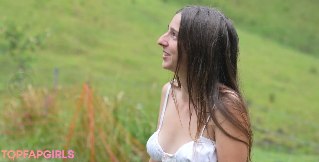 Foto di nudo di fuga di OnlyFans di Mother The Mountain Farm #18 Foto di nudo di fuga di OnlyFans di Mother The Mountain Farm #18