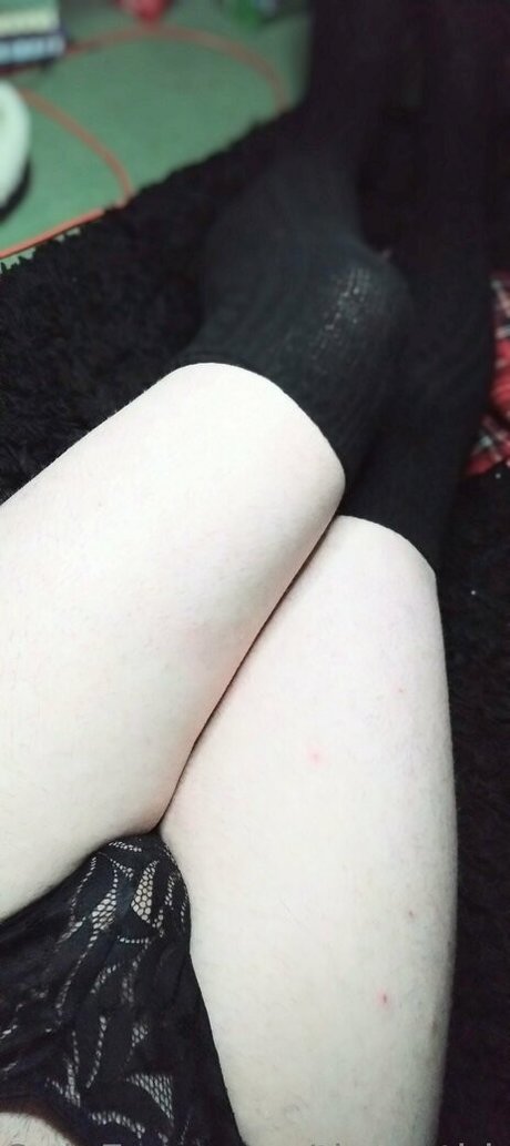 Foto di nudo di fuga di OnlyFans di Thegothiccfemboy