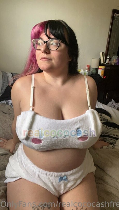 Foto di nudo di fuga di OnlyFans di Realcococashfree