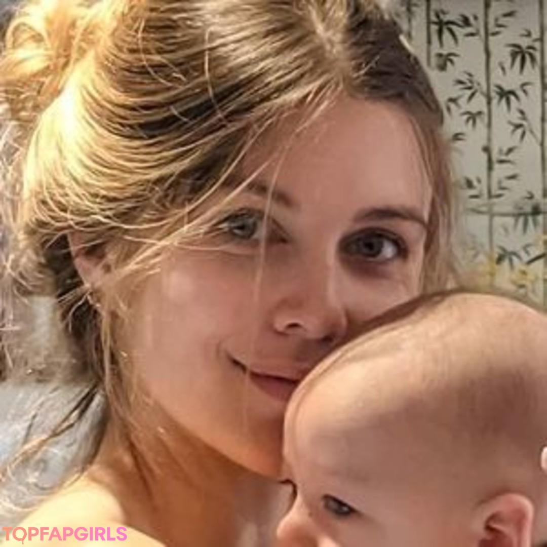 Foto di nudo di fuga di OnlyFans di Ashley James #12 Foto di nudo di fuga di OnlyFans di Ashley James #12