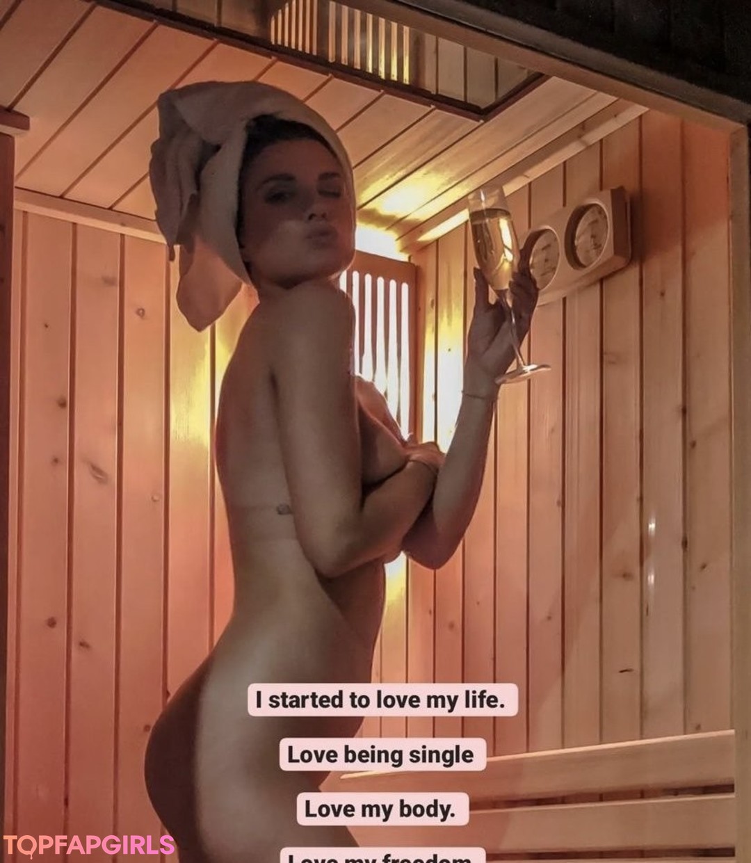 Foto di nudo di fuga di OnlyFans di Ashley James #28 Foto di nudo di fuga di OnlyFans di Ashley James #28