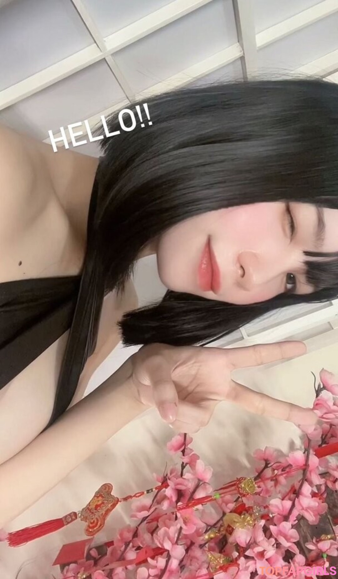 Foto di nudo di fuga di OnlyFans di Lolaaasaur #11 Foto di nudo di fuga di OnlyFans di Lolaaasaur #11