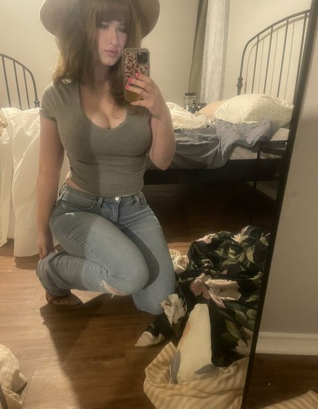 Hollyhawthorne