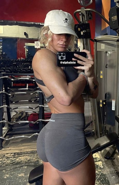 Foto di nudo di fuga di OnlyFans di Sol Ruca