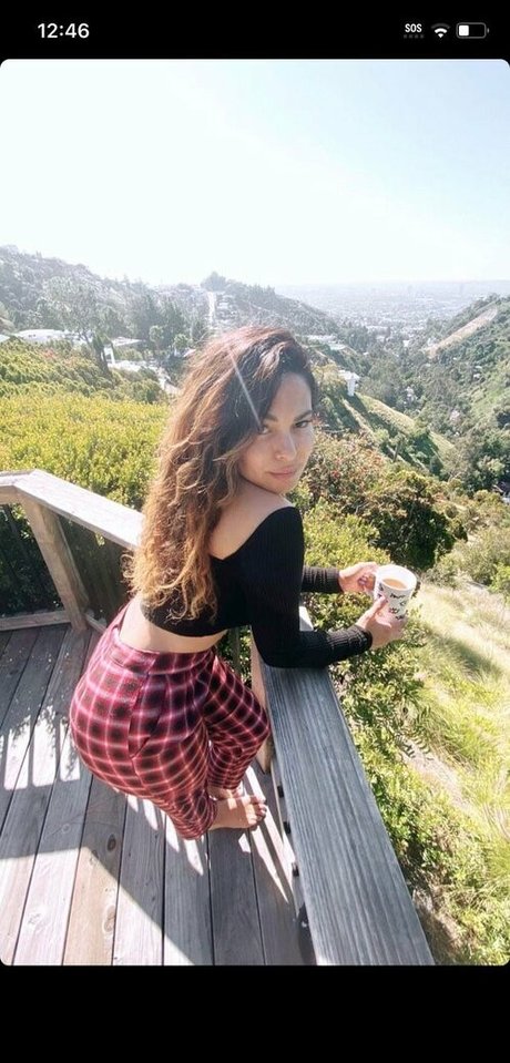 Foto di nudo di fuga di OnlyFans di Nadine Velazquez
