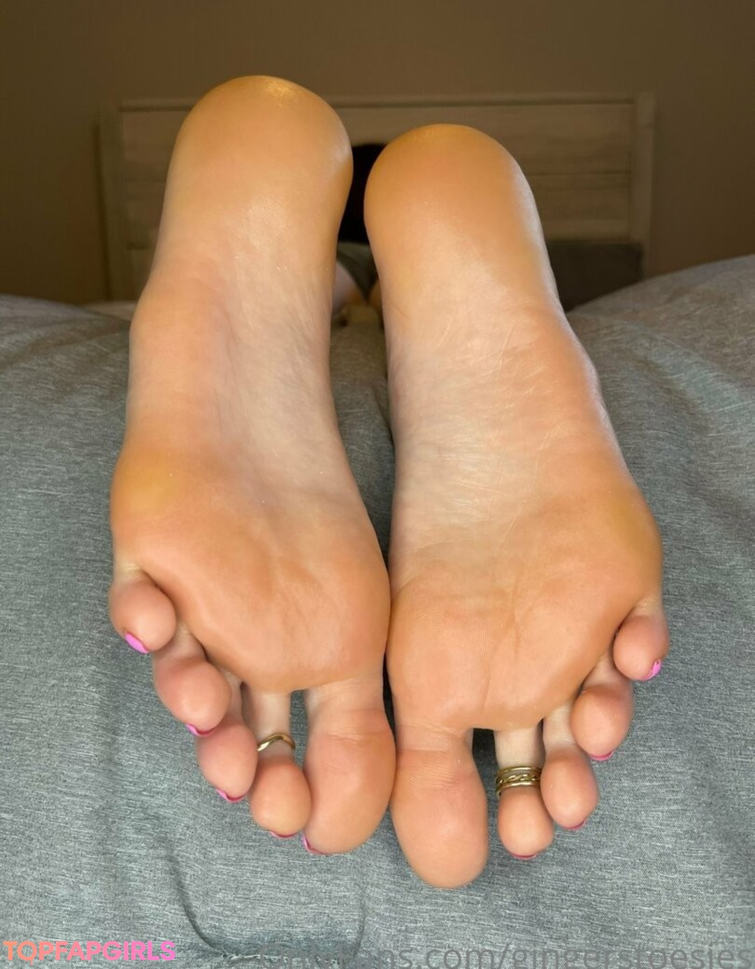 Foto di nudo di fuga di OnlyFans di Gingerstoesies #136 Foto di nudo di fuga di OnlyFans di Gingerstoesies #136