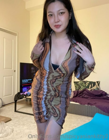 Spicyasiankitty2