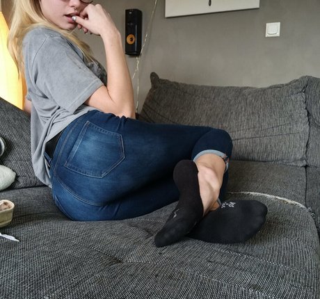 Emmyfeetandsocks