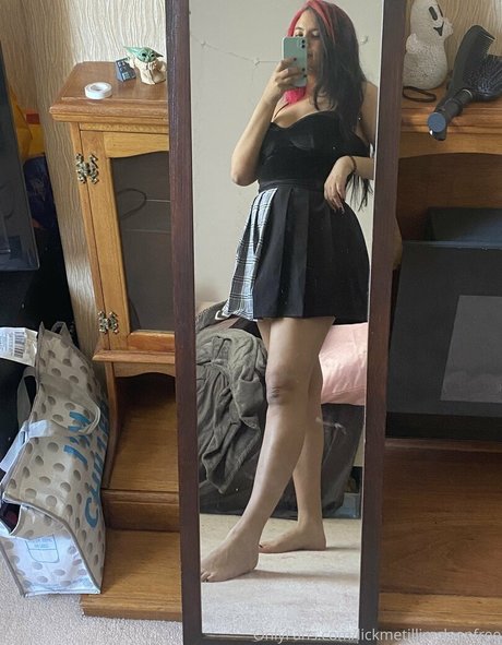 Foto di nudo di fuga di OnlyFans di Taylorhenriesfree