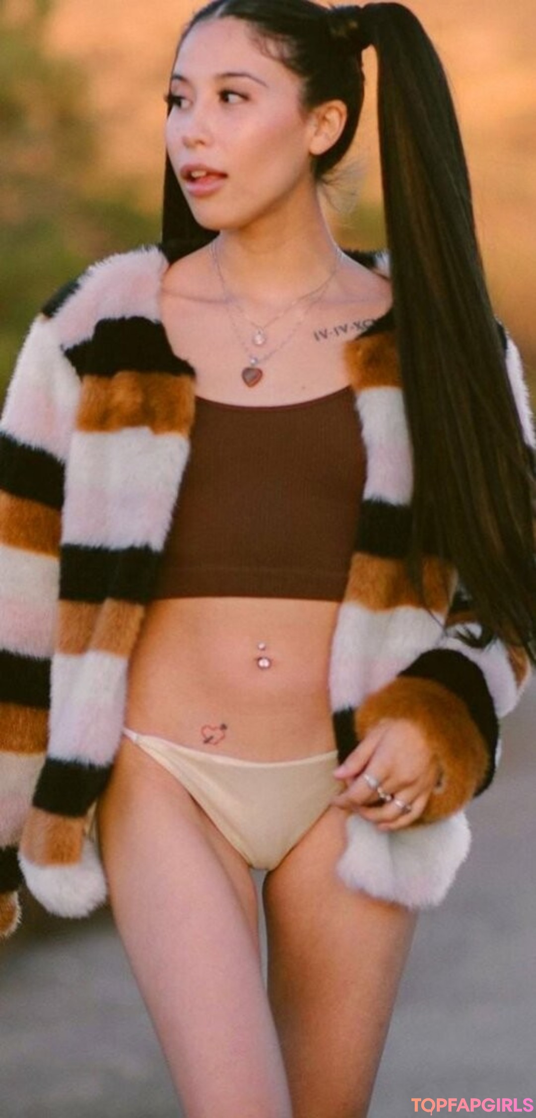 Foto di nudo di fuga di OnlyFans di Charisma Kain #265 Foto di nudo di fuga di OnlyFans di Charisma Kain #265