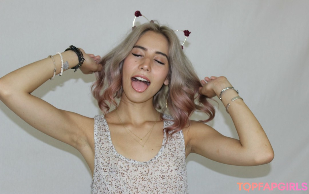 Foto di nudo di fuga di OnlyFans di Charisma Kain #378 Foto di nudo di fuga di OnlyFans di Charisma Kain #378