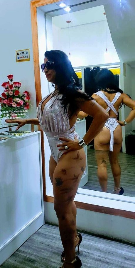 Foto di nudo di fuga di OnlyFans di Coroas Gostosa