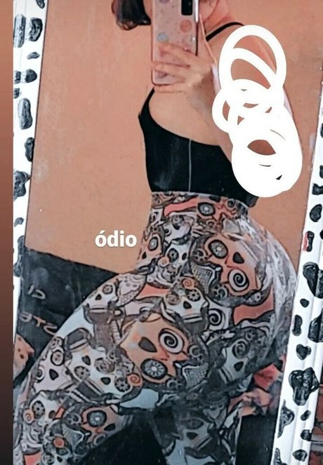 Foto di nudo di fuga di OnlyFans di Novinhas Rabudas