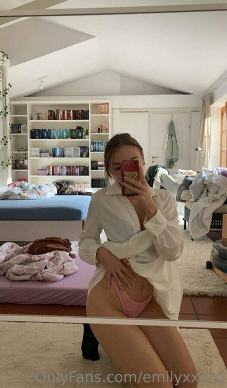 Emilyxxoxo