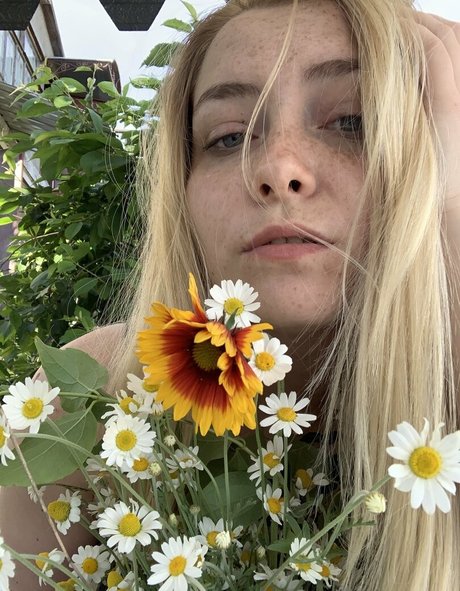 Foto di nudo di fuga di OnlyFans di Rosyblondbabe