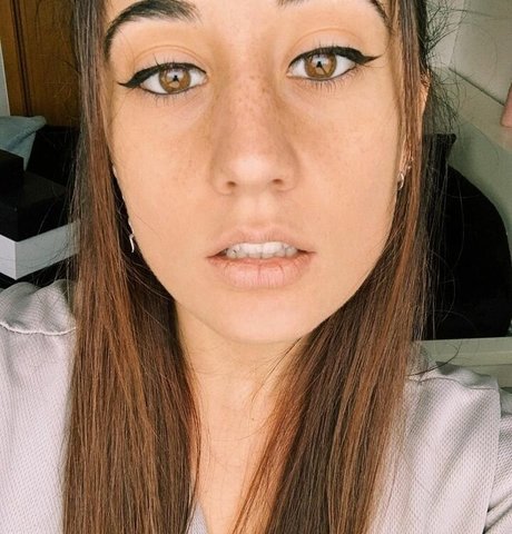 Foto di nudo di fuga di OnlyFans di Raquel Tamborino