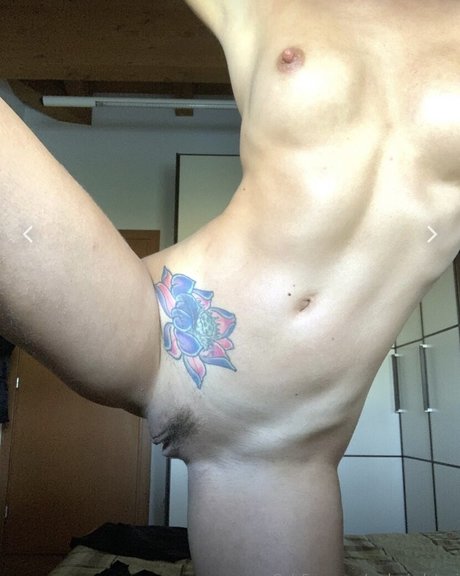 Foto di nudo di fuga di OnlyFans di Melanie De Toni