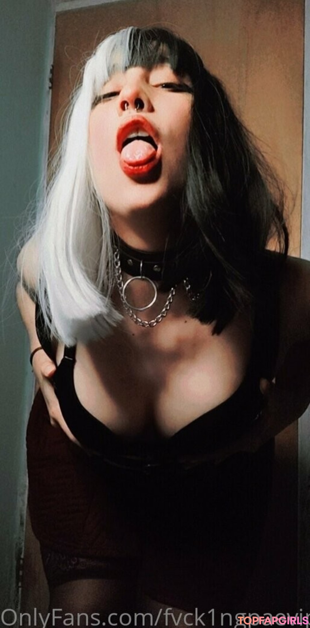 Foto di nudo di fuga di OnlyFans di Playfulgothdomme #33 Foto di nudo di fuga di OnlyFans di Playfulgothdomme #33