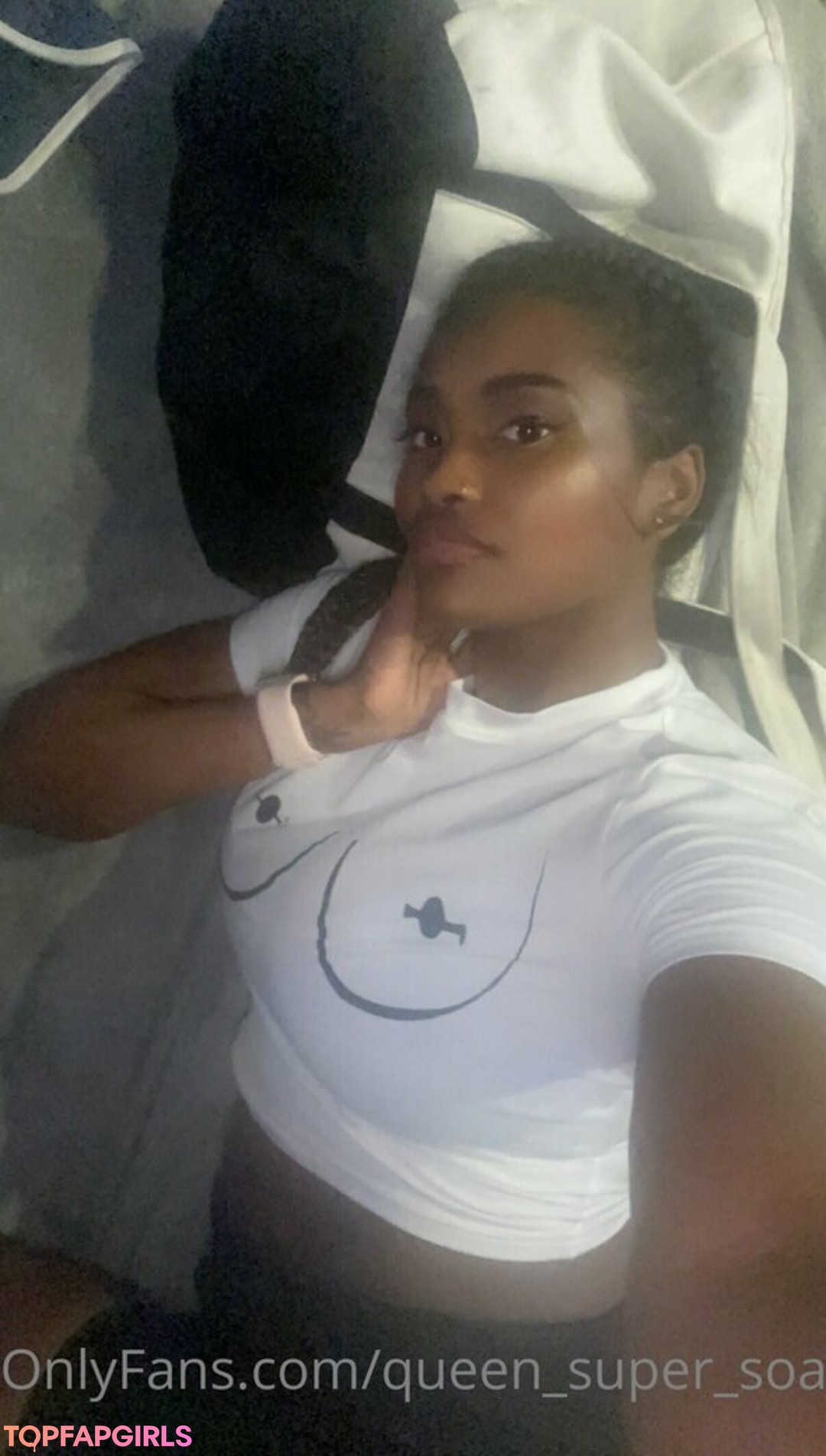 Foto di nudo di fuga di OnlyFans di Queensupersoaker #38 Foto di nudo di fuga di OnlyFans di Queensupersoaker #38