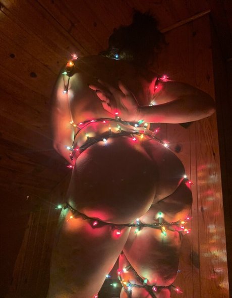 Foto di nudo di fuga di OnlyFans di Loulouj69