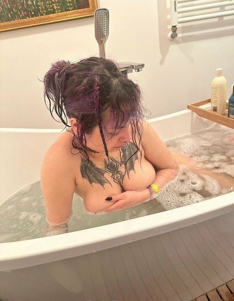 Foto di nudo di fuga di OnlyFans di Alisharaven