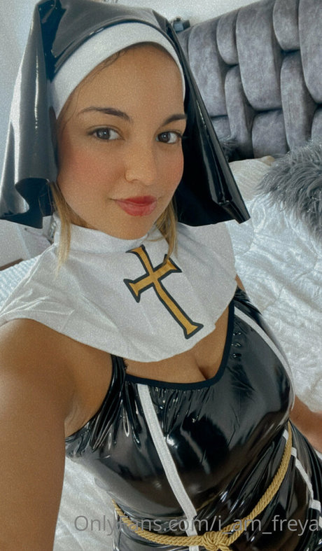 Foto di nudo di fuga di OnlyFans di Iamfreya