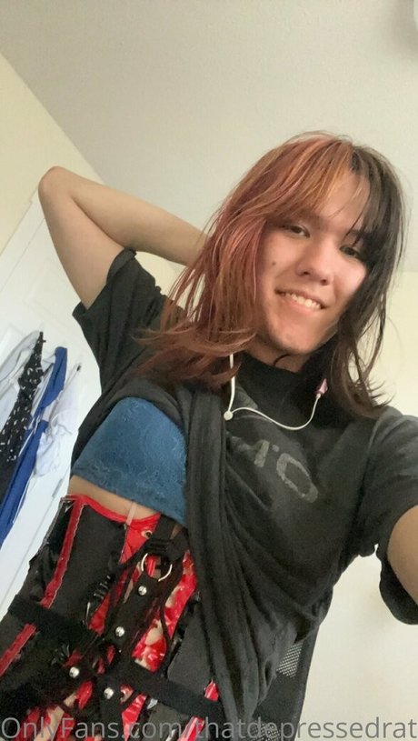 Foto di nudo di fuga di OnlyFans di Thatdepressedrat