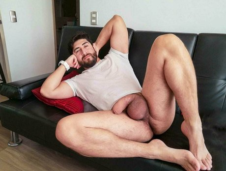 Foto di nudo di fuga di OnlyFans di Aleksandrrammfree