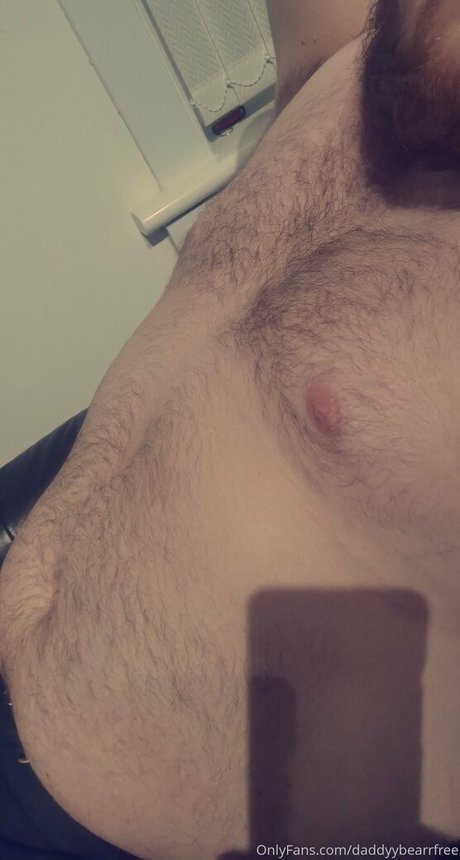 Foto di nudo di fuga di OnlyFans di Daddyybearrfree