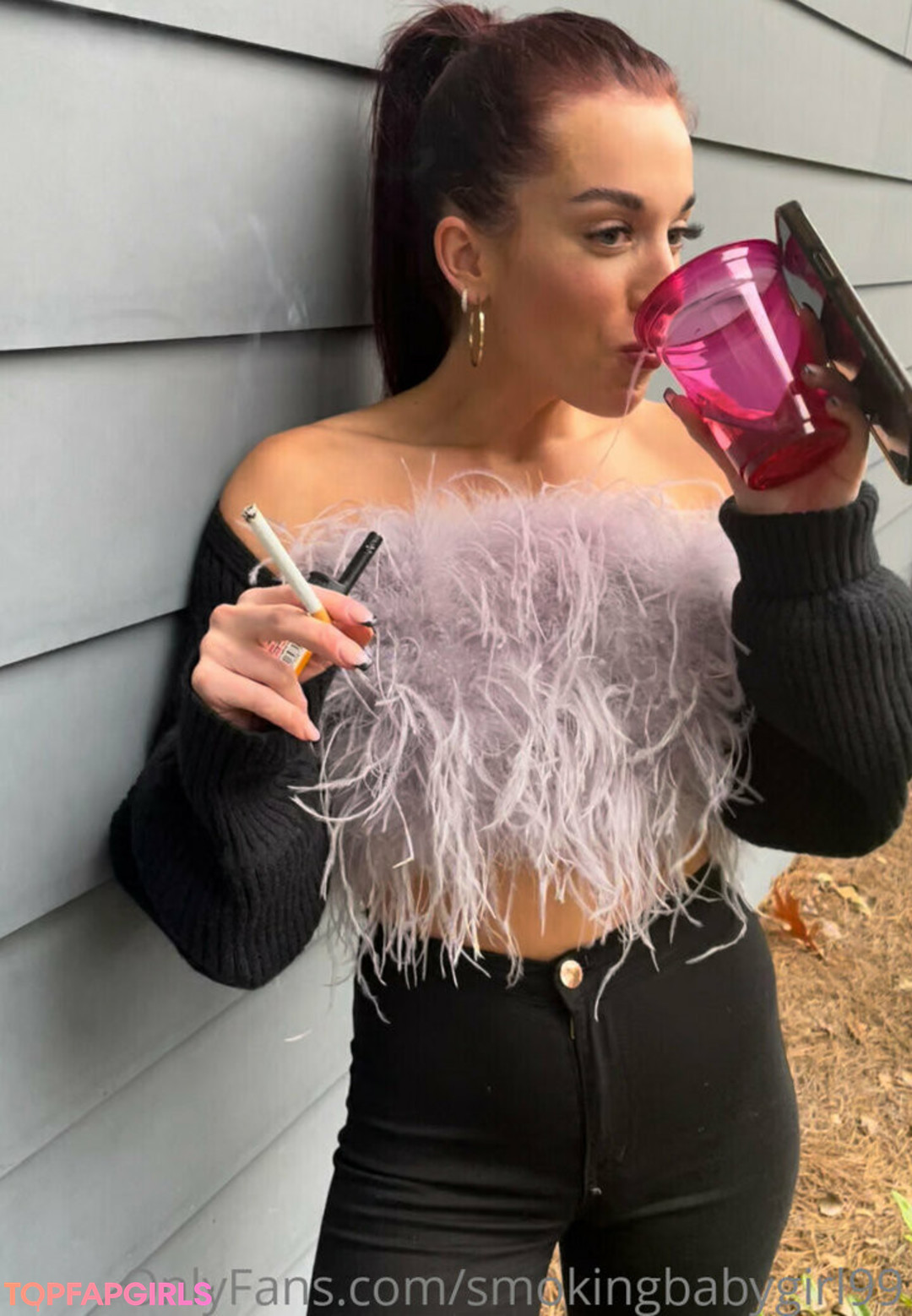 Foto di nudo di fuga di OnlyFans di Smokingbabygirl99 #12 Foto di nudo di fuga di OnlyFans di Smokingbabygirl99 #12