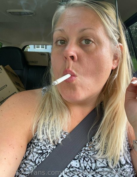 Foto di nudo di fuga di OnlyFans di Smokybrookeb