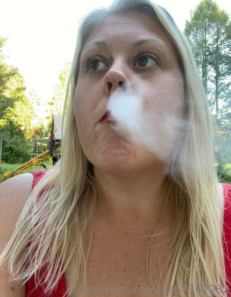 Foto di nudo di fuga di OnlyFans di Smokybrookeb